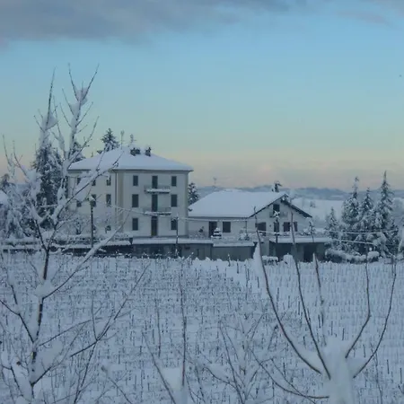 La Casa Di Bacco Bed & Breakfast *
