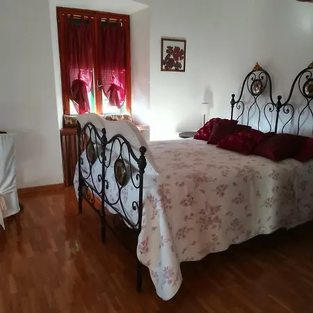 Alojamento de Acomodação e Pequeno-almoço La Casa Di Bacco Lerma